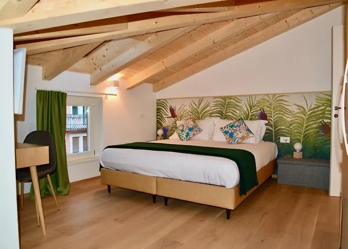 Nine Shared Bed & Breakfast Trento